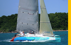 Phuket sailing on fast boat